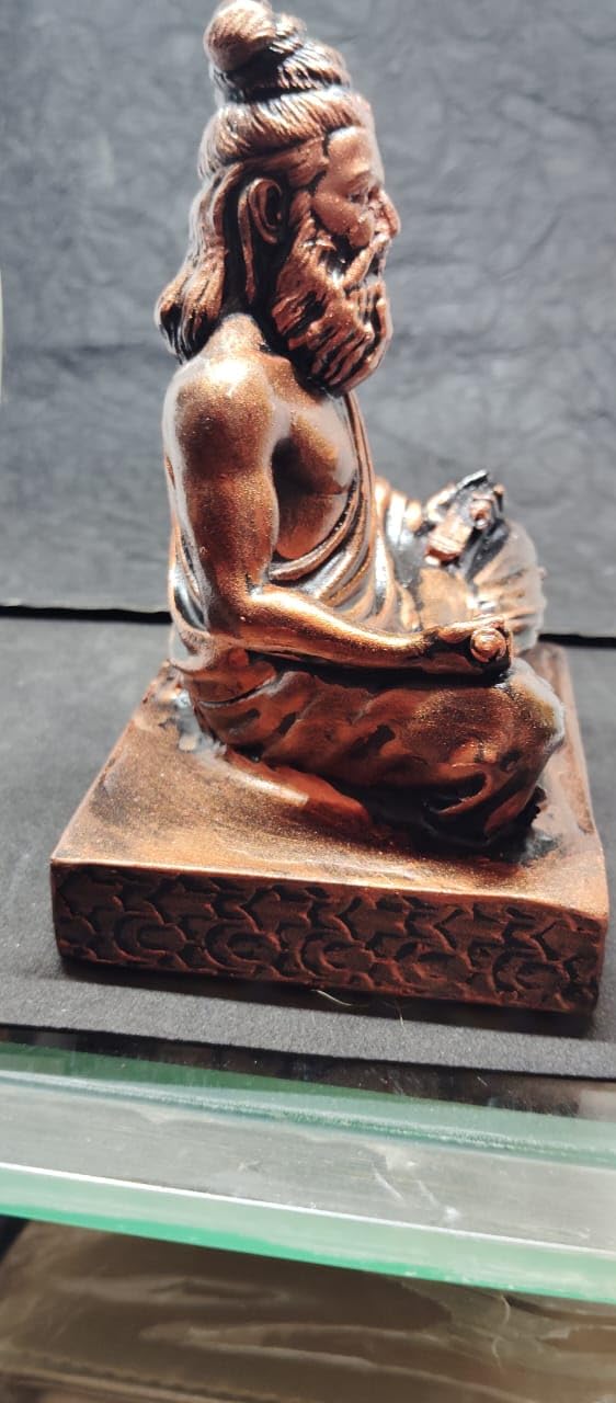 Thiruvalluvar Statue | Ayyan Valluvar Handmade Polyresin Showpiece | Sitting Position Figurine for Home & Spiritual Decor | Iconic Tamil Poet & Philosopher Statue