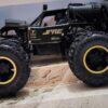 Toy031_IMAGE 1 Moka Premium 4WD Rock Crawler Remote Control Car with Camera, Spray Effect, Metal Body, Anti-Slip Tyres, Rechargeable Battery, Black