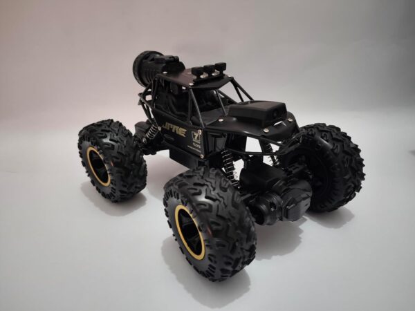Toy031_IMAGE 4 Moka Premium 4WD Rock Crawler Remote Control Car with Camera, Spray Effect, Metal Body, Anti-Slip Tyres, Rechargeable Battery, Black
