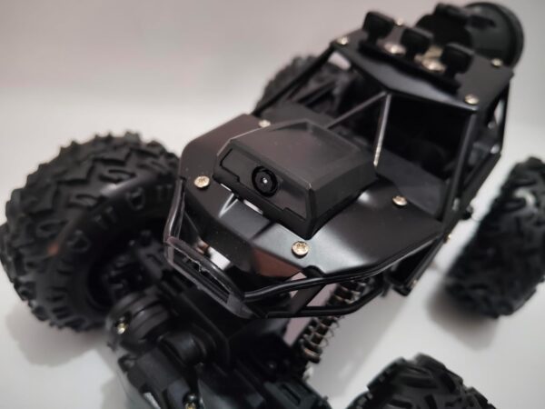 Toy031_IMAGE 5 Moka Premium 4WD Rock Crawler Remote Control Car with Camera, Spray Effect, Metal Body, Anti-Slip Tyres, Rechargeable Battery, Black